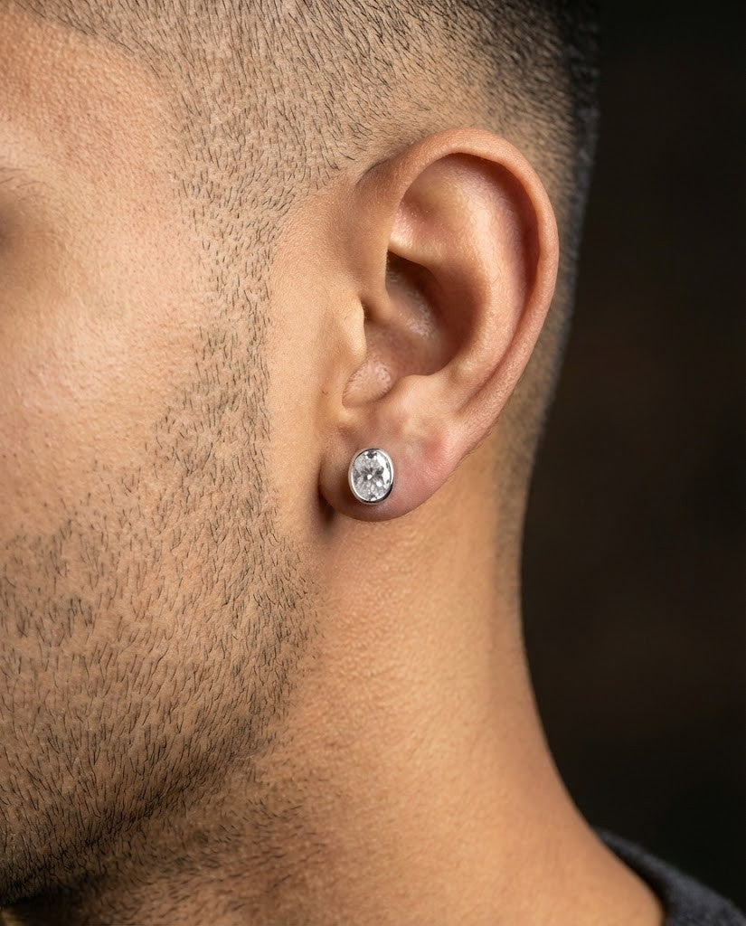 Noble Oval Bezel Studded Men's Earring (Single piece)
