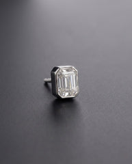 Noble Emerald Bezel Men's Earring