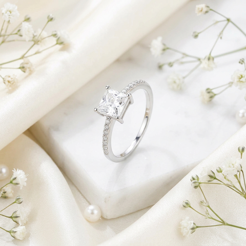 Bold Princess Side Band Ring