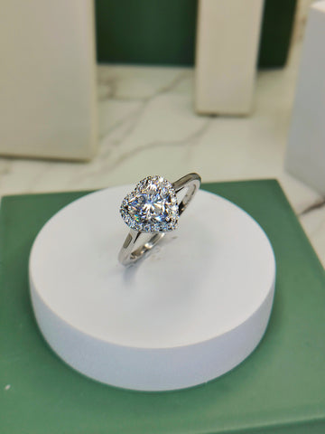 Halo Aura Heart Ring
