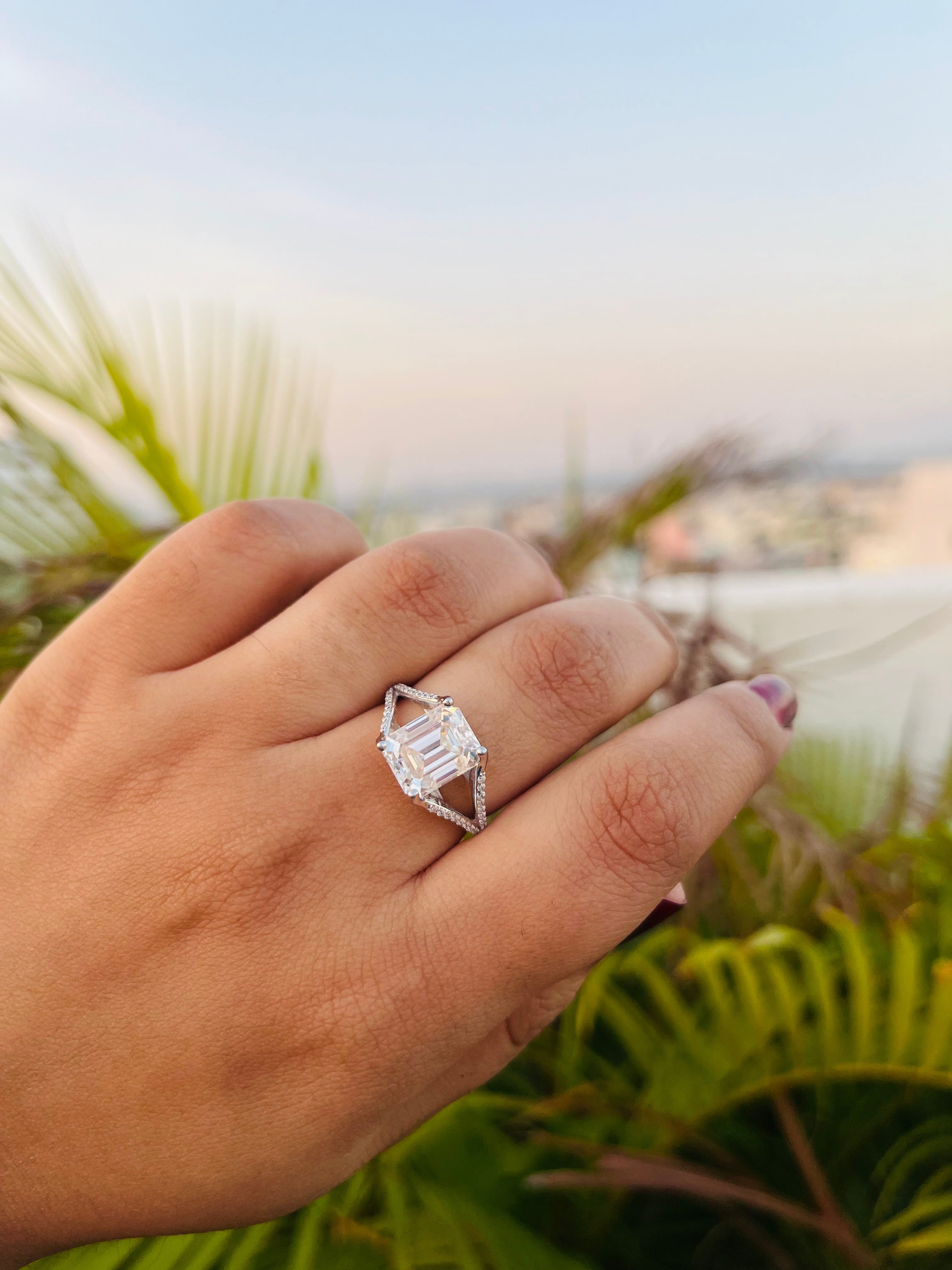 Regal Emerald Cascade Ring