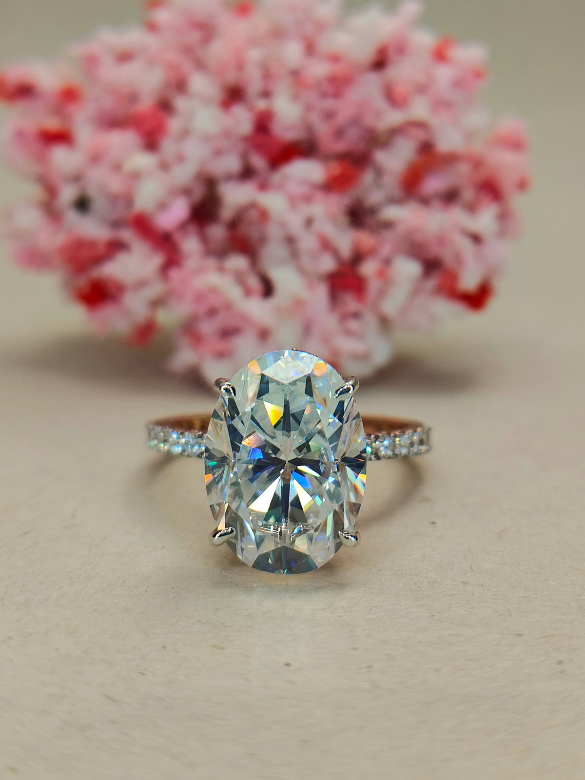 Towering Oval Side Band Ring