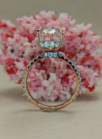 Towering Oval Side Band Ring