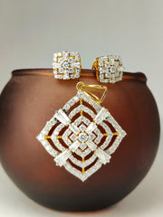 Radiant Maze Pendant Set