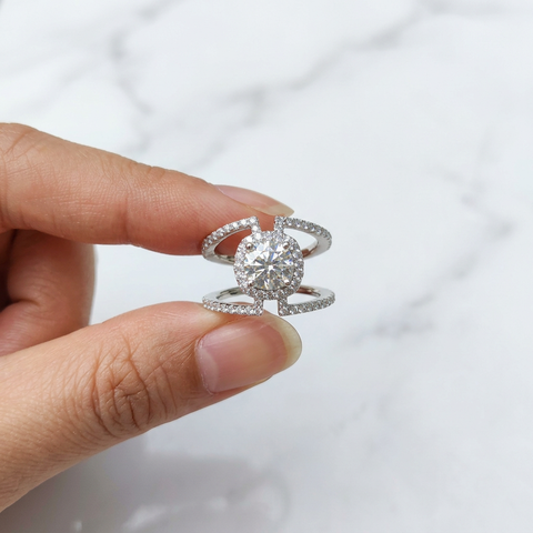 Majestic Sparkle Solitaire