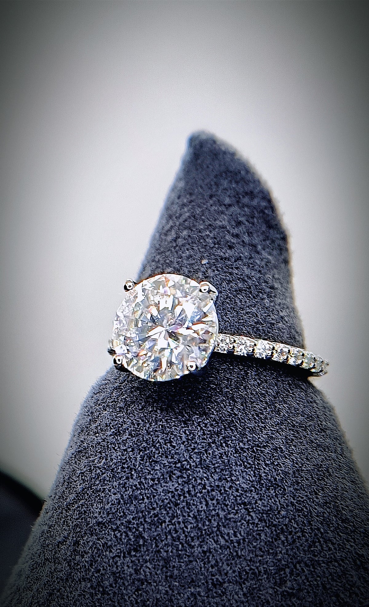 Sunburst Round Ring