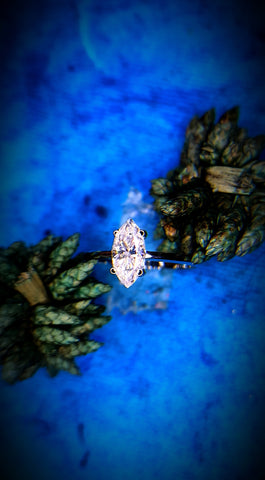 Classic marquise Solitaire ring