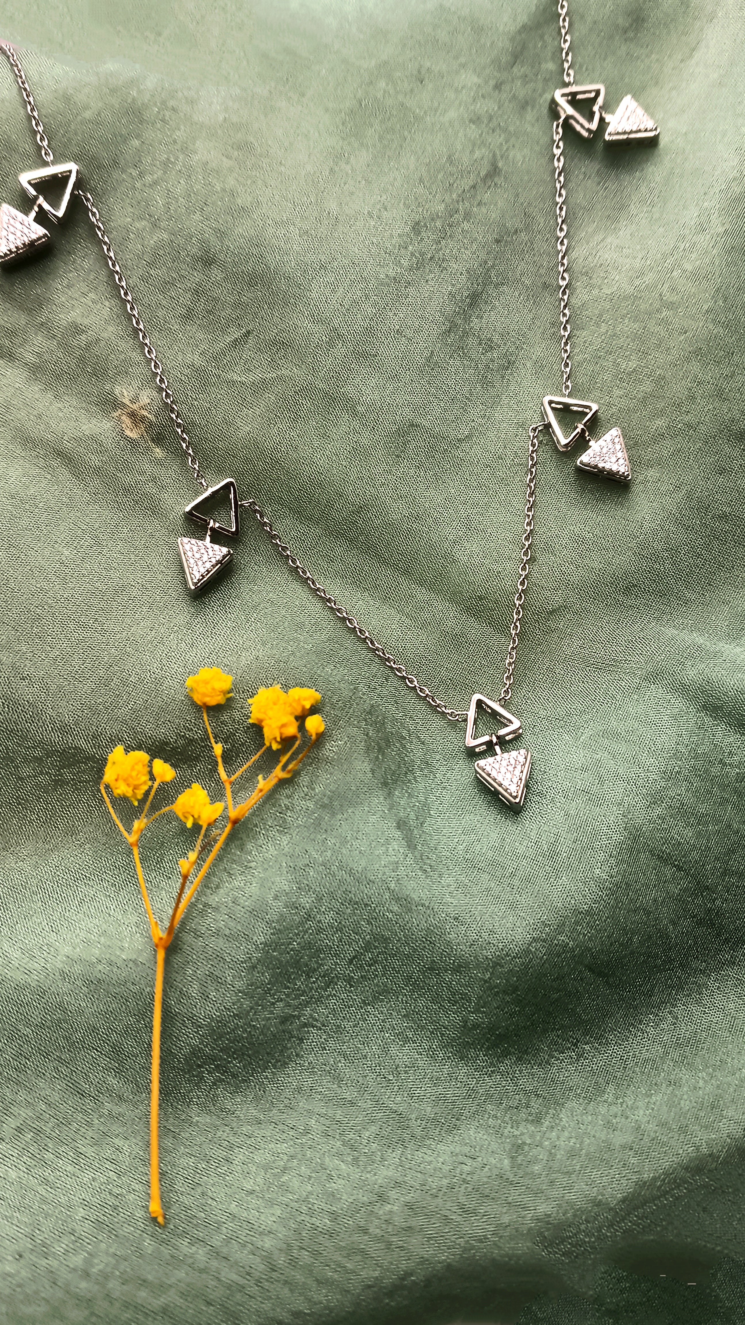 Double Triangle 5 Piece Necklace