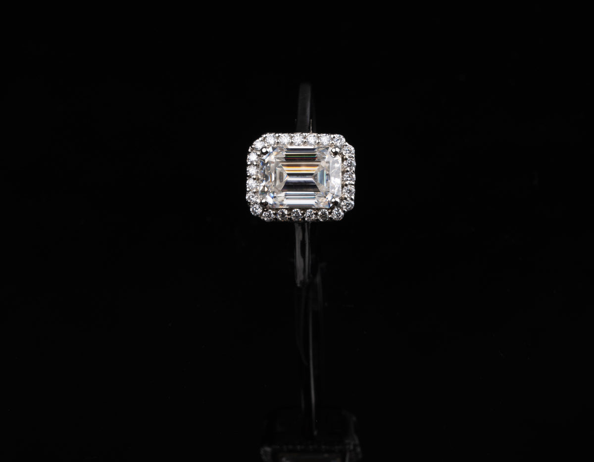 Imperial Emerald Halo Ring