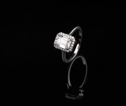 Imperial Emerald Halo Ring