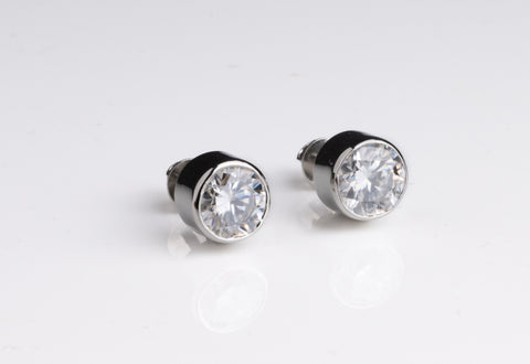Bezel Studded Round Earrings