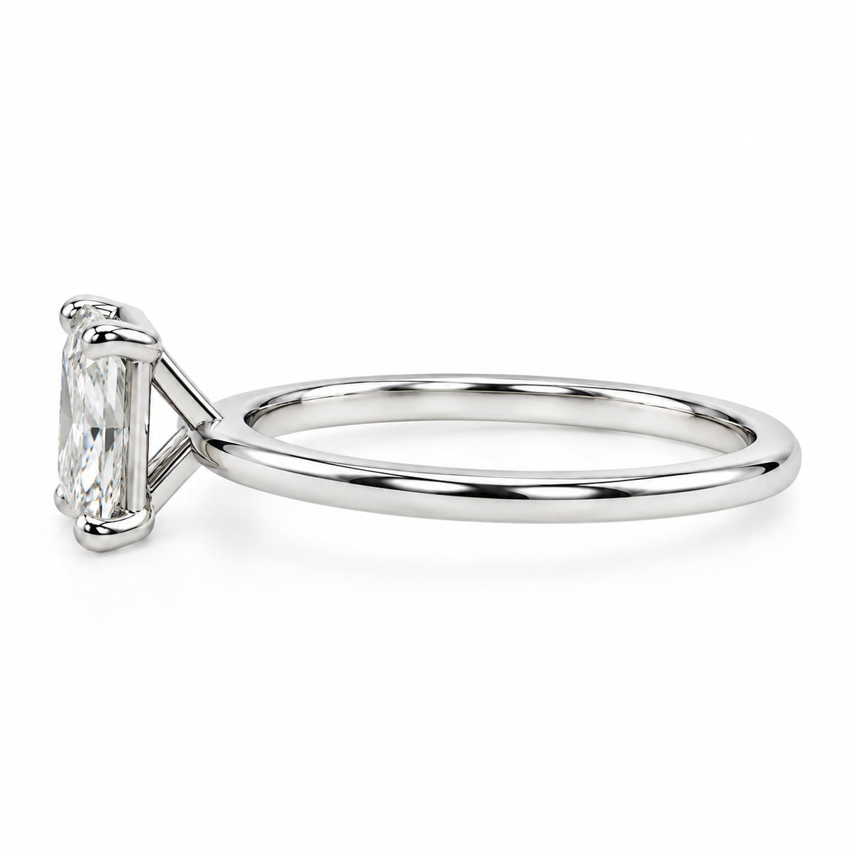 Classic Radiant Solitaire ring – product view 2
