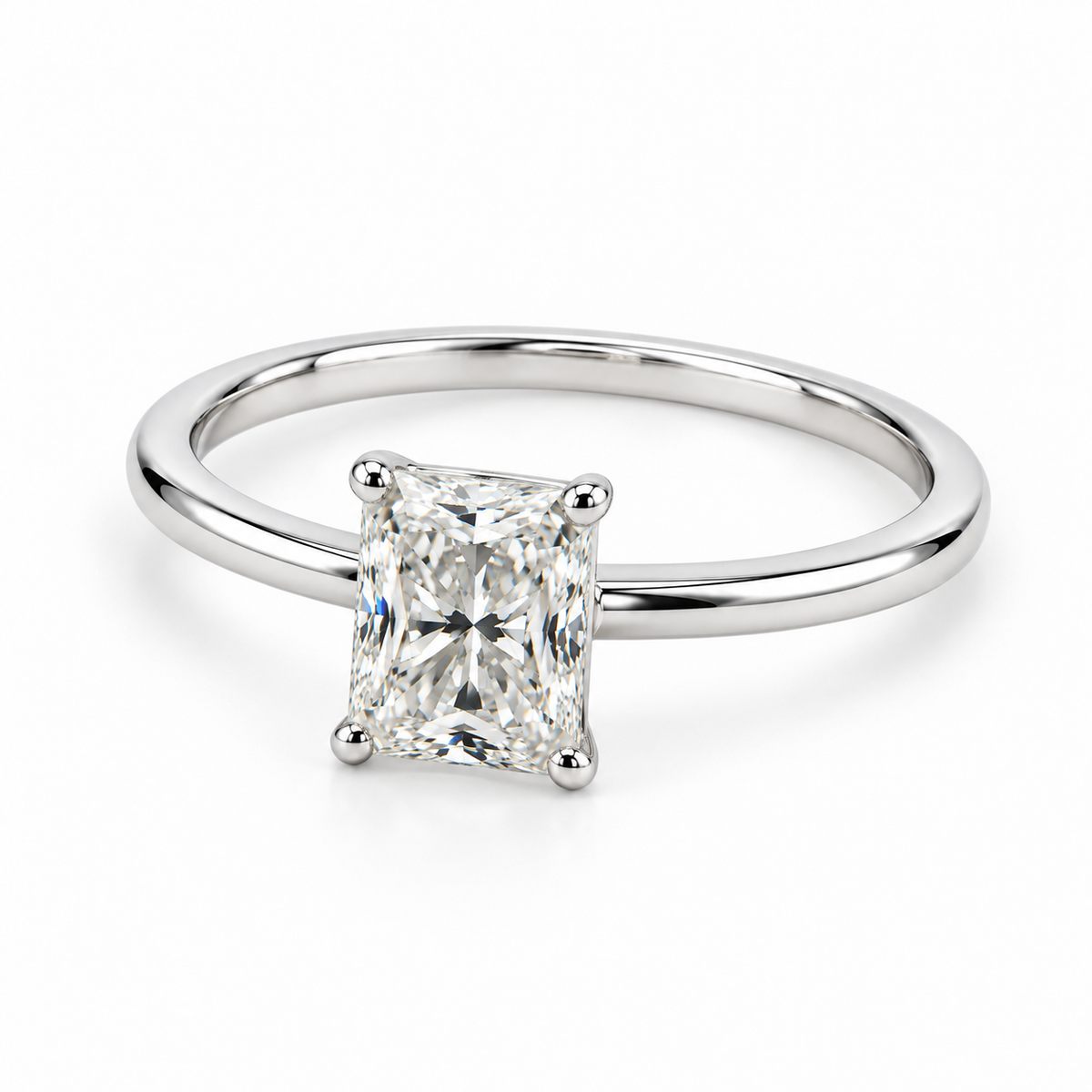 Classic Radiant Solitaire ring – product view 3