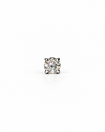 Elegant Moissanite Nosepin sparkling front view