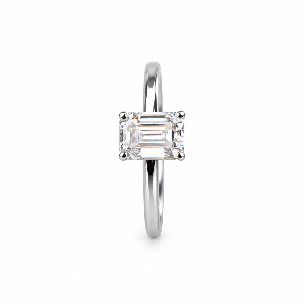 Classic Emerald Solitaire Ring – product view 3
