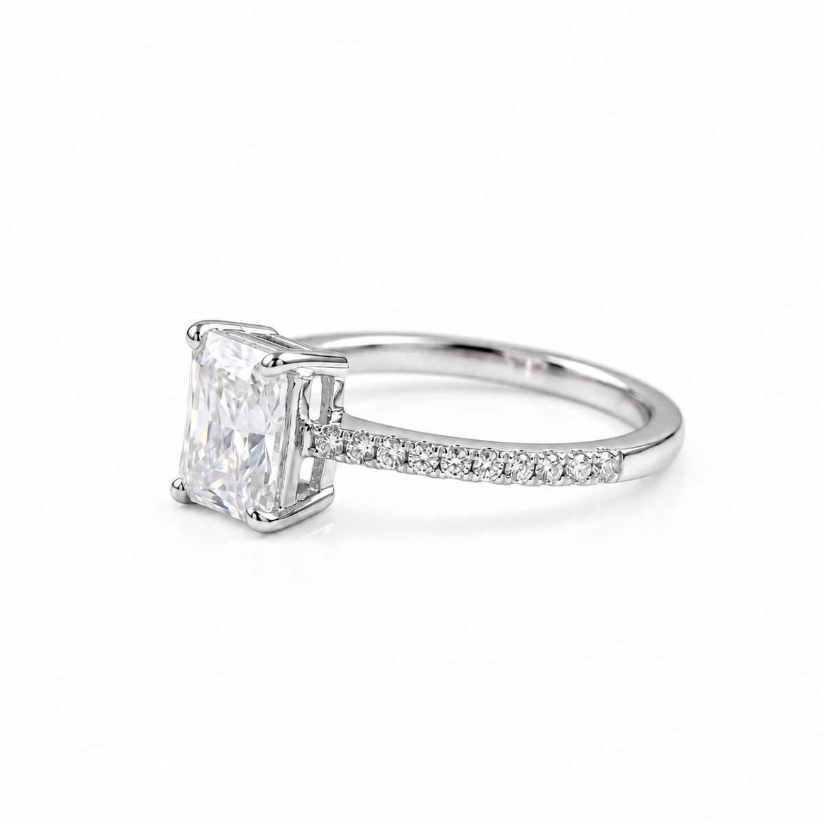 Bold Radiant Side Band Ring – product view 3