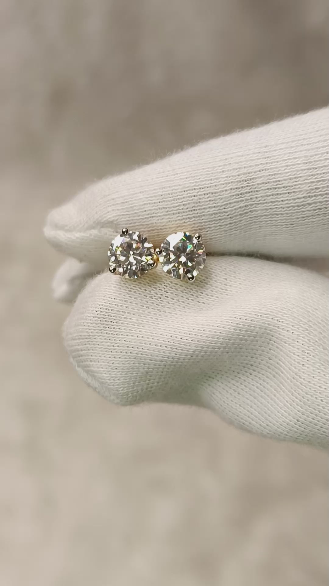 Dual Tone Round Prong Studs
