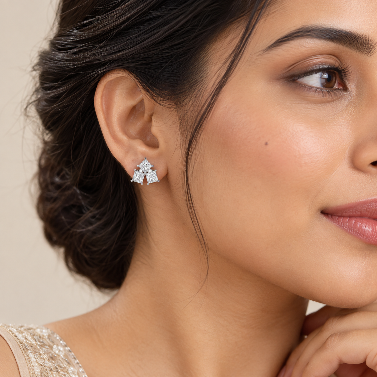 Trinity Bloom Studs – product view 4